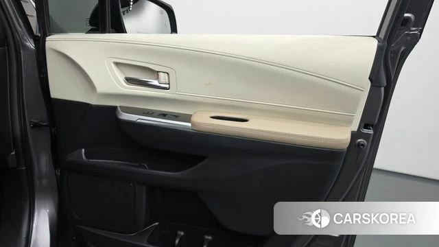Toyota Sienna 4th Generation id 4753499 из Кореи 17