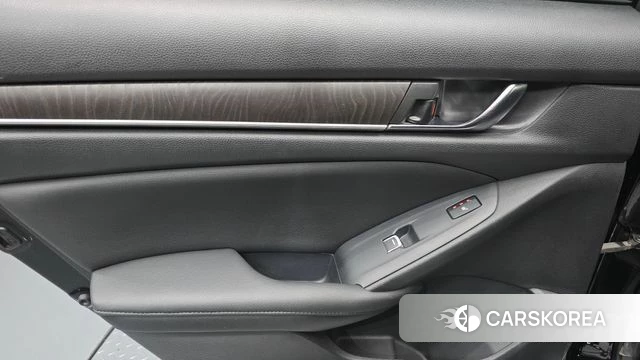 Honda Accord 10th Generation id 4519965 из Кореи 17