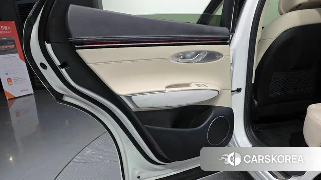 Genesis GV70 id 4767778 из Кореи 17