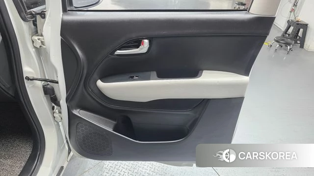Kia The New Kia Ray id 4618479 из Кореи 17