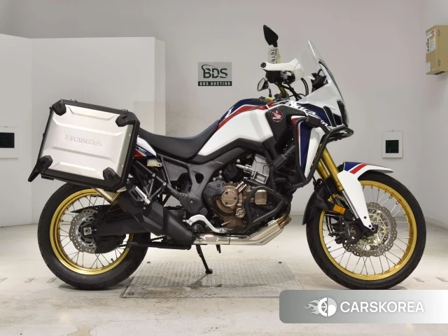 Проданный Honda CRF1000L AFRICA TWIN 2017 из Японии