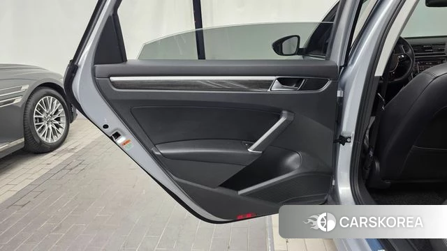 Volkswagen The New Passat id 4536542 из Кореи 17