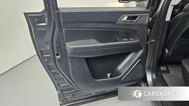 Ssangyong Rexton Sports id 4543763 из Кореи 17