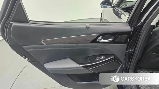 Kia K7 Premier Hybrid id 4304657 из Кореи 17