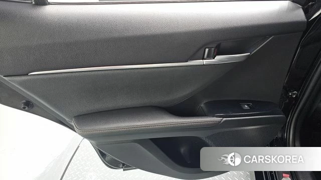Toyota Camry (XV70) id 4689268 из Кореи 17