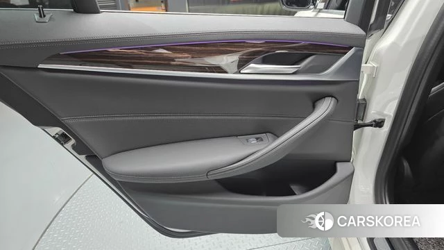 BMW 5 Series (G30) id 4224505 из Кореи 17