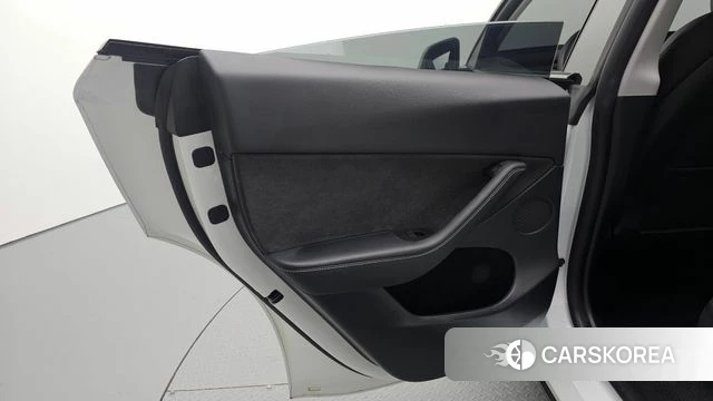 Tesla Model Y id 4783558 из Кореи 17