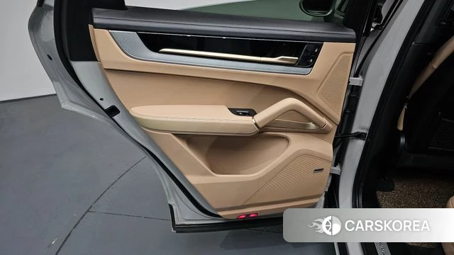 Porsche Cayenne (PO536) id 4354554 из Кореи 17