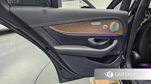 Mercedes-Benz E-Class W213 id 4608957 из Кореи 17
