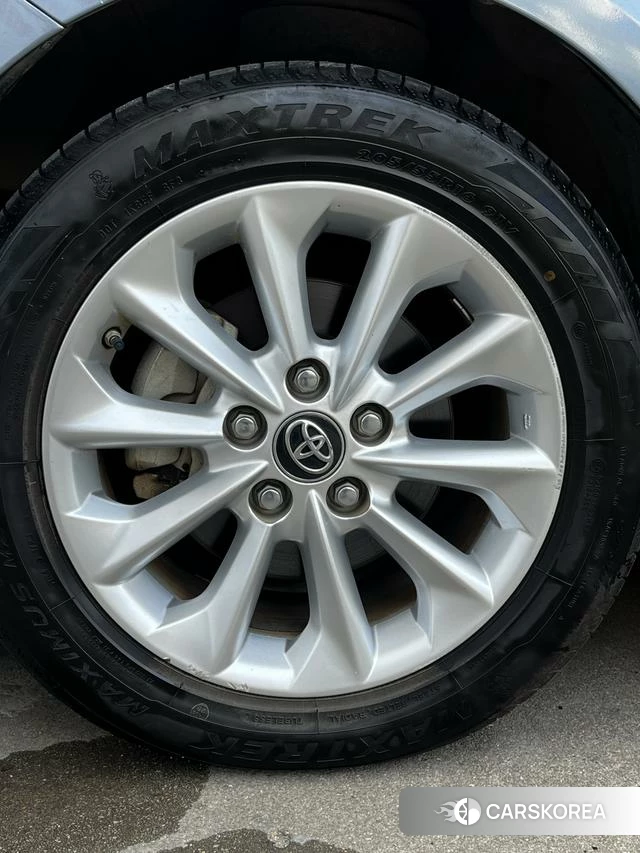 Toyota Corolla id 4221798 из Китая 17
