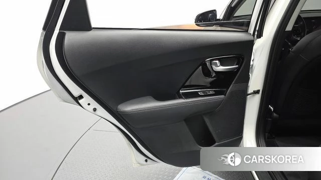 Kia The New Niro id 4489490 из Кореи 17