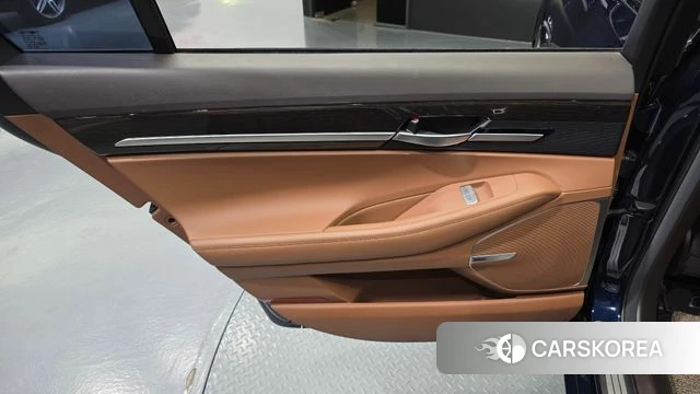 Genesis G90 id 4785391 из Кореи 17