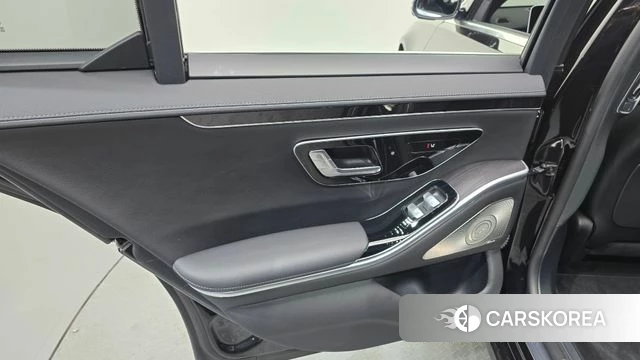 Mercedes-Benz S-Class W223 id 4593645 из Кореи 17
