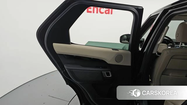 Land Rover Discovery 5 id 4776001 из Кореи 17
