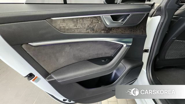 Audi A7 (4K) id 4331172 из Кореи 17