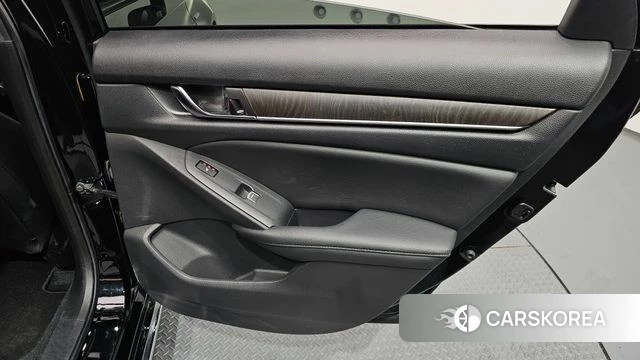 Honda Accord 10th Generation id 4249892 из Кореи 17