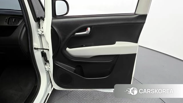 Kia The New Kia Ray id 4280999 из Кореи 17