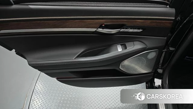 Genesis G90 id 4662539 из Кореи 17