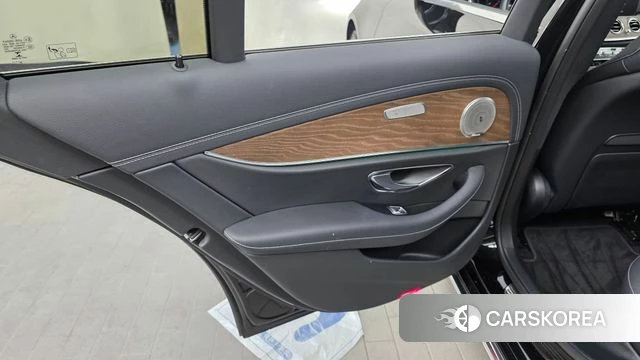 Mercedes-Benz E-Class W213 id 4625430 из Кореи 17