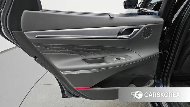 Hyundai The New Grandeur IG Hybrid id 4458698 из Кореи 17