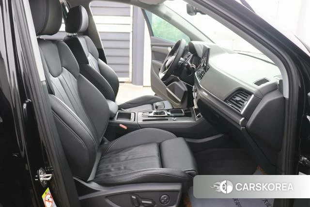 Audi Q5L id 4271920 из Китая 17