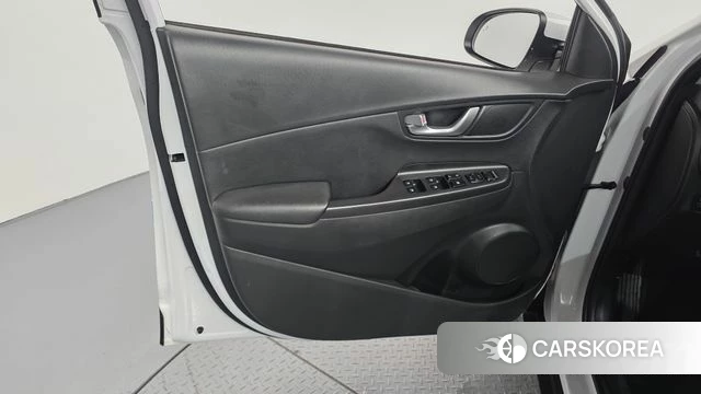 Hyundai The New Kona id 4604038 из Кореи 17