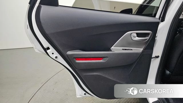Kia Niro Plus id 4768615 из Кореи 17