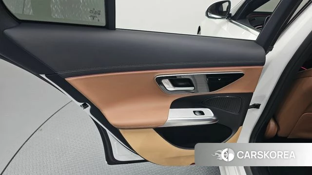 Mercedes-Benz E-Class W214 id 4533223 из Кореи 17
