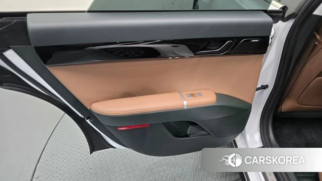Hyundai Grandeur Hybrid (GN7) id 4853942 из Кореи 17