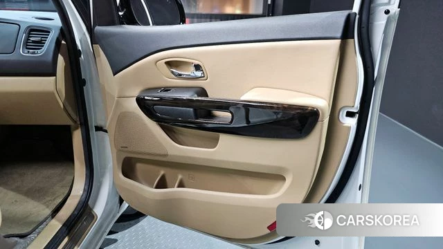 Kia The New Carnival id 4225727 из Кореи 17