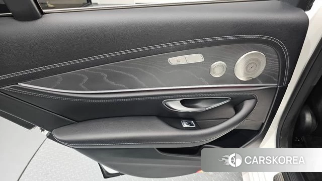 Mercedes-Benz E-Class W213 id 4726311 из Кореи 17