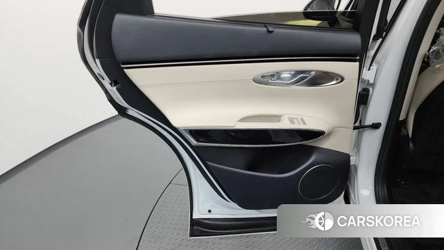 Genesis GV70 id 4848066 из Кореи 17