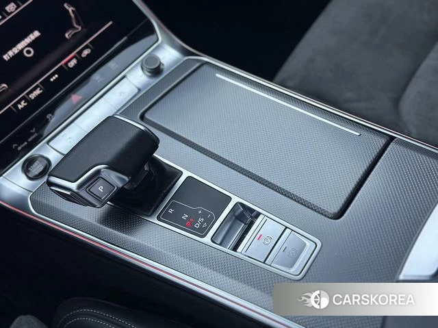 Audi A6L id 4258726 из Китая 17