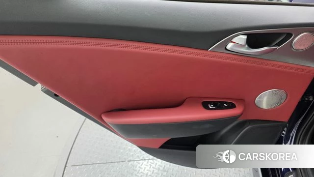 Kia Stinger id 4849652 из Кореи 17