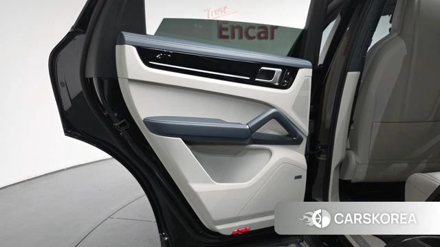 Porsche Cayenne (PO536) id 4495773 из Кореи 17