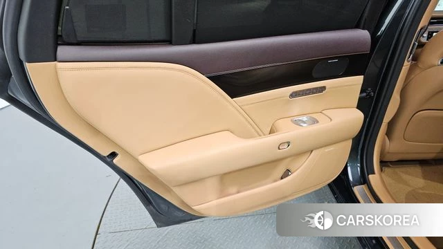 Genesis G90 (RS4) id 4572508 из Кореи 17