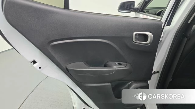 Hyundai Venue id 4500776 из Кореи 17