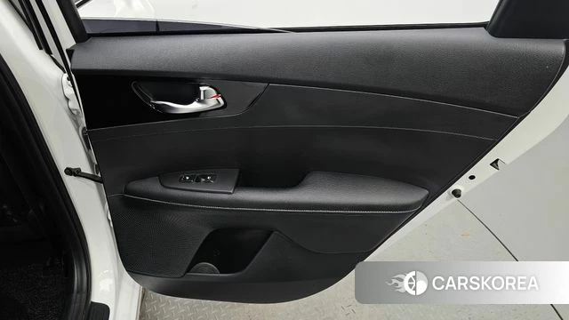 Kia The New K3 2nd generation id 4612918 из Кореи 17