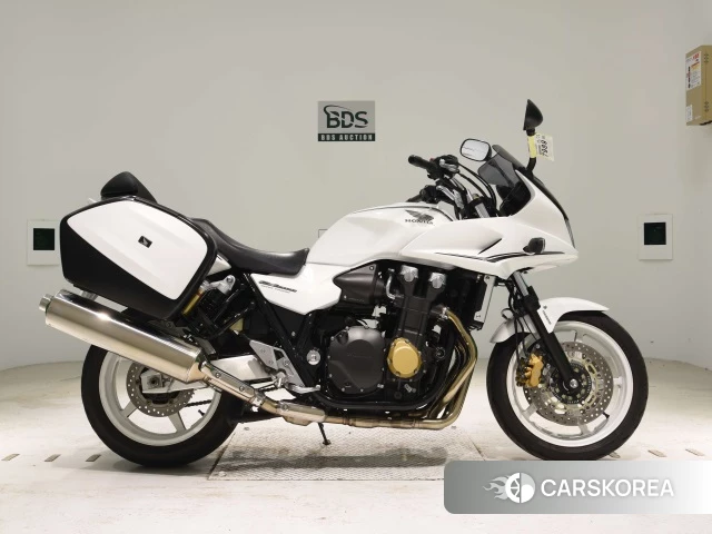 Проданный Honda CB1300ST 2011 из Японии, фото 2