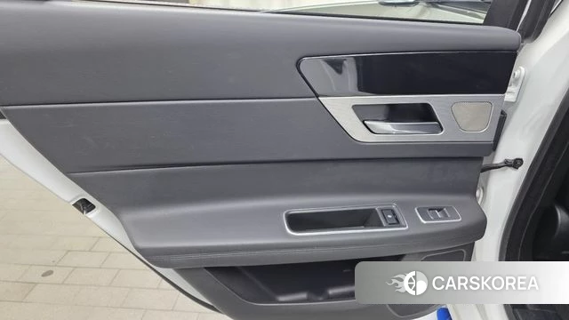 Jaguar XF (X260) id 4563467 из Кореи 17