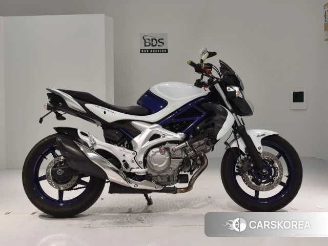 Проданный Suzuki GLADIUS 400 2010 из Японии