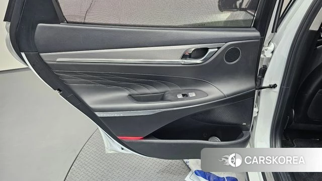 Hyundai The New Grandeur IG Hybrid id 4641912 из Кореи 17