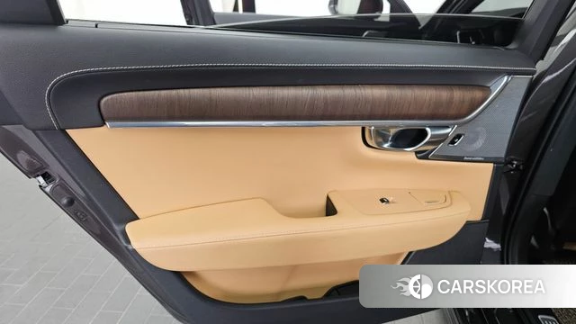 Volvo S90 id 4501382 из Кореи 17