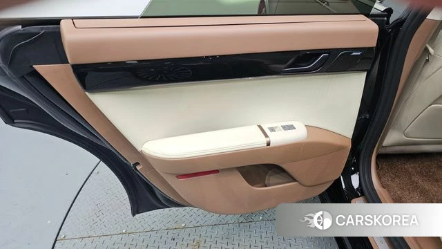 Hyundai Grandeur (GN7) id 4382217 из Кореи 17