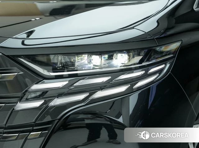 Toyota Elfa id 4358950 из Китая 17