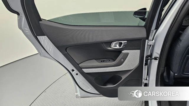 Polestar Polestar 2 id 4231002 из Кореи 17