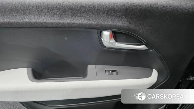 Kia The New Kia Ray id 4441450 из Кореи 17