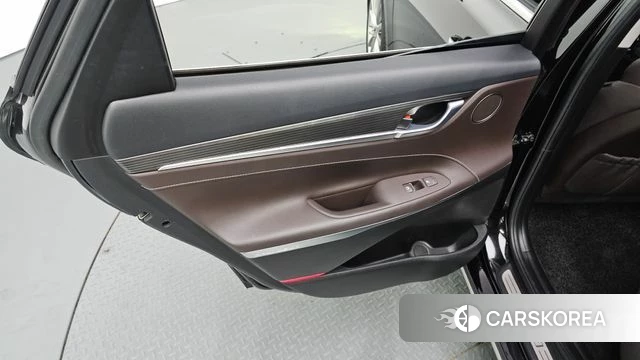 Hyundai Grandeur IG id 4543309 из Кореи 17