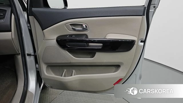 Kia The New Carnival id 4850047 из Кореи 17