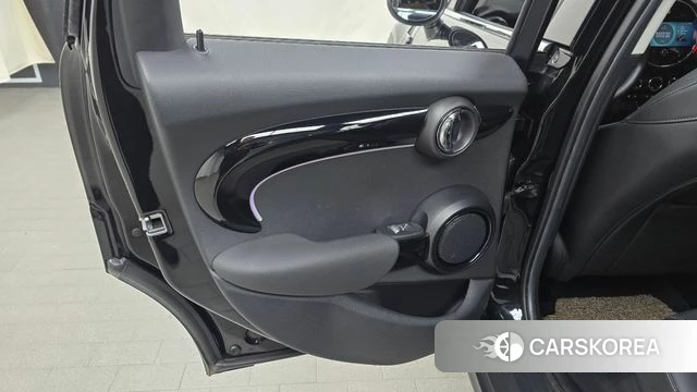 Mini Cooper id 4201682 из Кореи 17